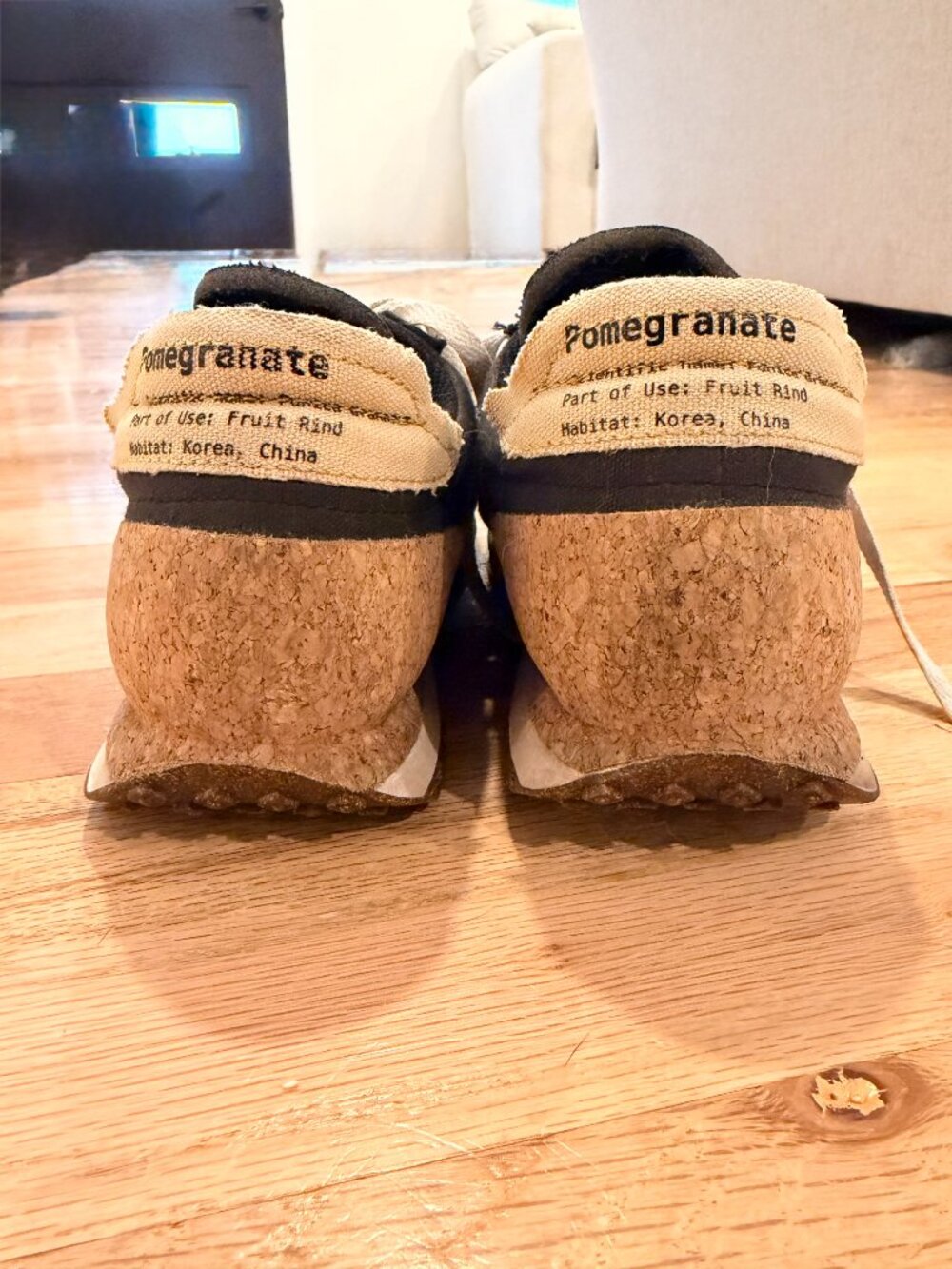 Nike Daybreak Plant Cork "Fig. 3" Pomegranate Floral Cork Sneakers Woman's 8.5 - Picture 3 of 4
